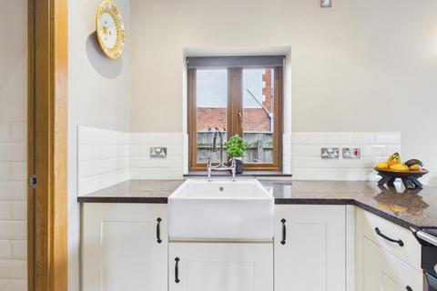 6 bedroom detached house for sale, Newland Park, Hull,HU5 2DR