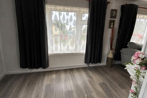 2 bedroom park home for sale, Barretts Lane, Ipswich IP6