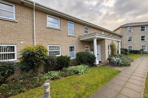 2 bedroom flat for sale, Coddenham Road, Ipswich IP6