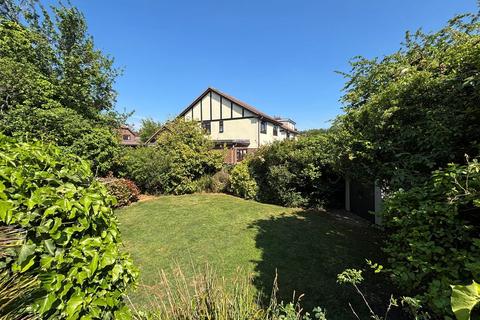 4 bedroom detached house for sale, Burnt Ash Lane, Bromley BR1