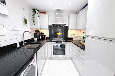 3 bedroom terraced house for sale, Romanby Road, NORTHALLERTON, North Yorkshire, DL7