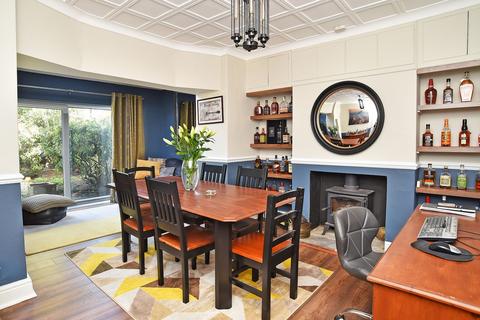 4 bedroom semi-detached house for sale, Wayside Avenue, Harrogate, HG2