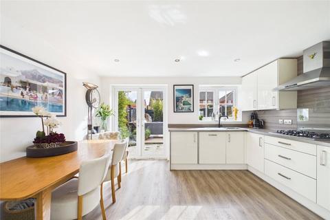3 bedroom terraced house for sale, Hebbecastle Down, Warfield, Berkshire, RG42