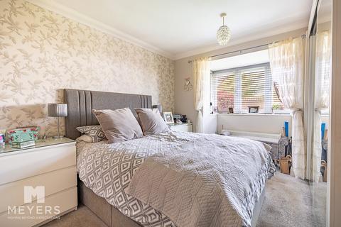 2 bedroom detached bungalow for sale, Kinson Road, Bournemouth, BH10 5EP