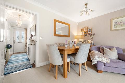 3 bedroom semi-detached house for sale, Merlin Way, Berkshire RG12