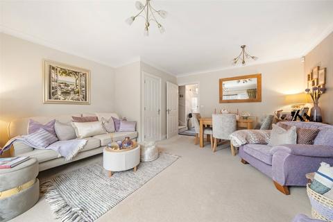 3 bedroom semi-detached house for sale, Merlin Way, Berkshire RG12