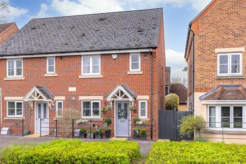 3 bedroom semi-detached house for sale, Merlin Way, Berkshire RG12