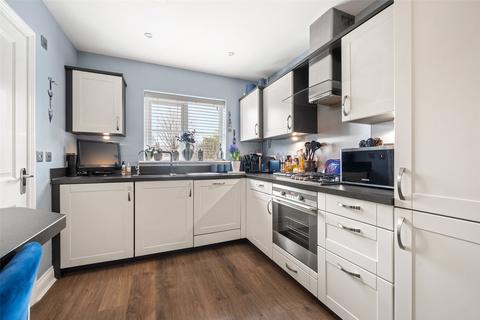 3 bedroom semi-detached house for sale, Merlin Way, Berkshire RG12