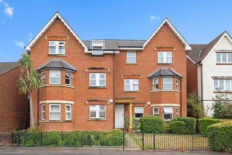 2 bedroom flat for sale, Stoke Road, Guildford