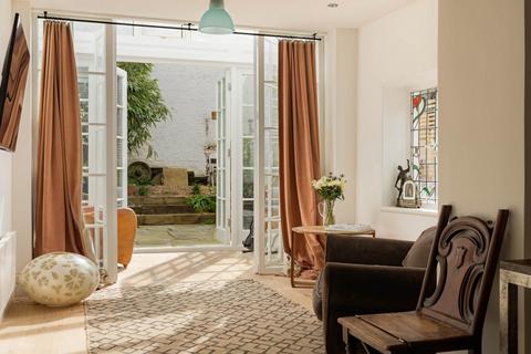 3 bedroom apartment for sale, Colville Terrace, Notting Hill, London, W11