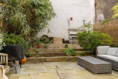 3 bedroom apartment for sale, Colville Terrace, Notting Hill, London, W11