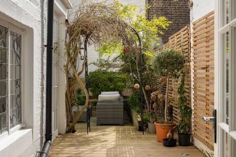 3 bedroom apartment for sale, Colville Terrace, Notting Hill, London, W11