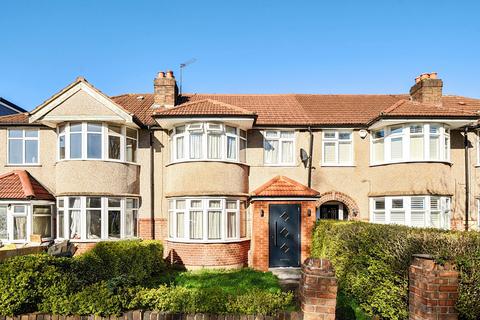 Whitton Avenue West, Northolt