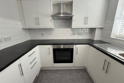 2 bedroom terraced house to rent, Blackburn Avenue, Brough, East Riding of Yorkshi, HU15