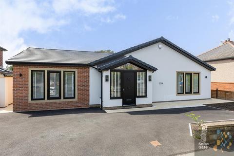 3 bedroom detached bungalow for sale, Stocks Bank Road, Mirfield WF14
