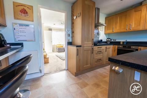2 bedroom semi-detached house for sale, Ringwood Road, Bridgwater