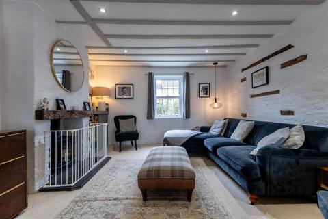 4 bedroom house for sale, High Street, Weaverham CW8