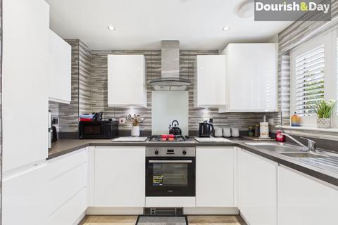 2 bedroom semi-detached house for sale, Upnor Way, Stafford ST16