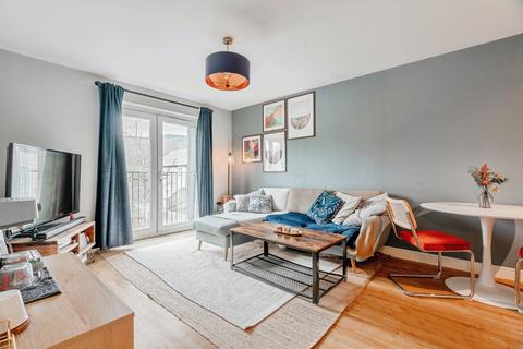 2 bedroom flat for sale, Clough Gardens, Haslingden, Rossendale, Lancashire, BB4