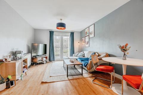 2 bedroom flat for sale, Clough Gardens, Haslingden, Rossendale, Lancashire, BB4