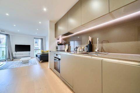 1 bedroom flat for sale, Balham Hill, Clapham South, SW12