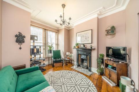 4 bedroom terraced house for sale, Victoria Way, Charlton