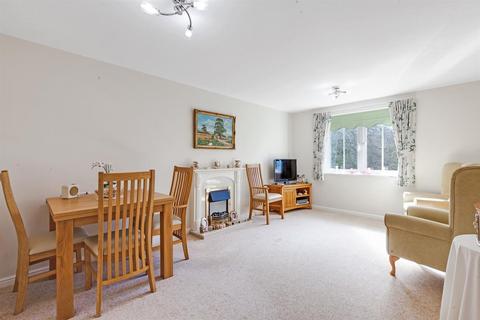 2 bedroom apartment for sale, Sanders Court, Junction Road, Warley, Brentwood, CM14 5FG