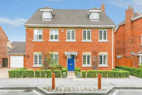6 bedroom house to rent, Turgis Road, Elvetham Heath, Fleet, GU51