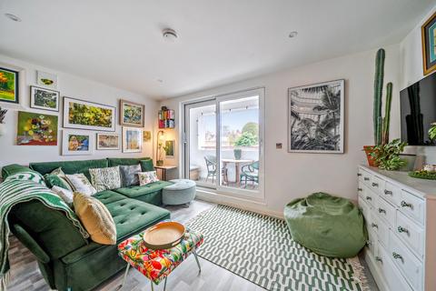 2 bedroom flat for sale, The Borough, Farnham, Surrey, GU9