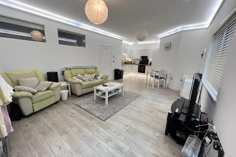 1 bedroom flat to rent, Edinburgh Gate, HARLOW