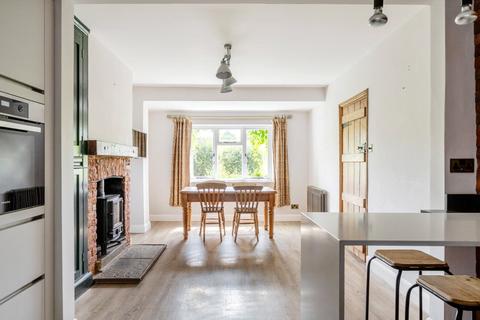3 bedroom end of terrace house for sale, One Tree Hill Road, Surrey GU4