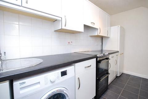 1 bedroom end of terrace house for sale, Tansy Close, Guildford, Surrey, GU4