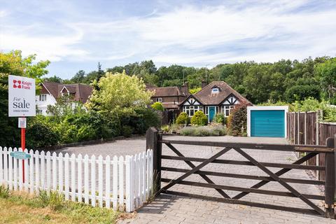 2 bedroom house for sale, Blundel Lane, Stoke d'Abernon, Cobham, Surrey KT11