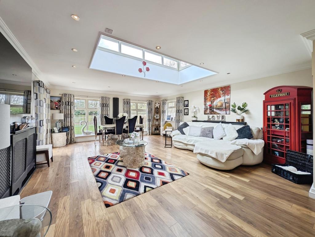 Whinfell Road, Ponteland, Newcastle upon Tyne, Northumberland, NE20 - More
