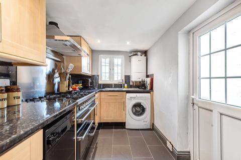 2 bedroom terraced house for sale, North Road, Bromley