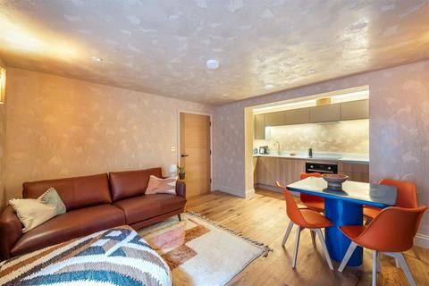 2 bedroom apartment to rent, Queen Square, Brighton