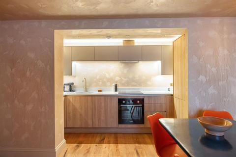 2 bedroom apartment to rent, Queen Square, Brighton