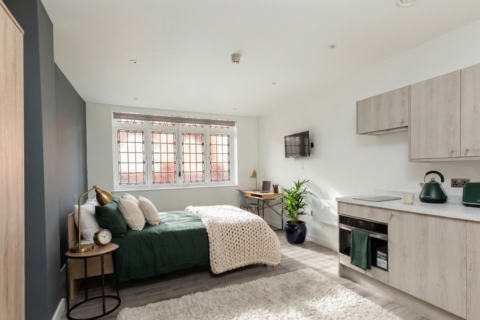 Studio to rent, at Nationwide, Flat 9, 26, College Green BS1