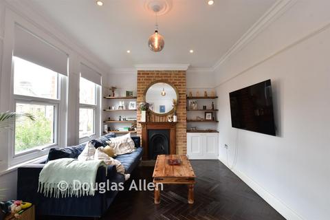 3 bedroom maisonette for sale, Blyth Road, Walthamstow, Waltham Forest