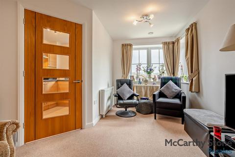 2 bedroom apartment for sale, Ryebeck Court, Eastgate, Pickering, YO18 7FA