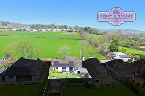 undefined, Hafod Road, Gwernaffield CH7