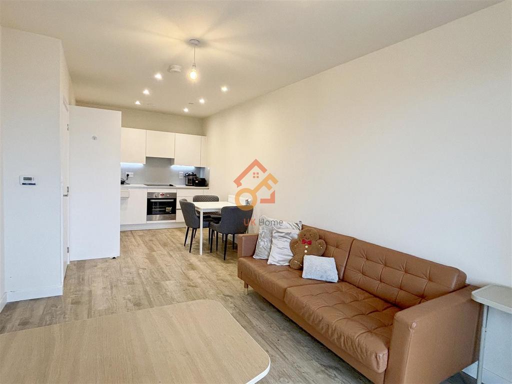 Apartment in London - View 2
