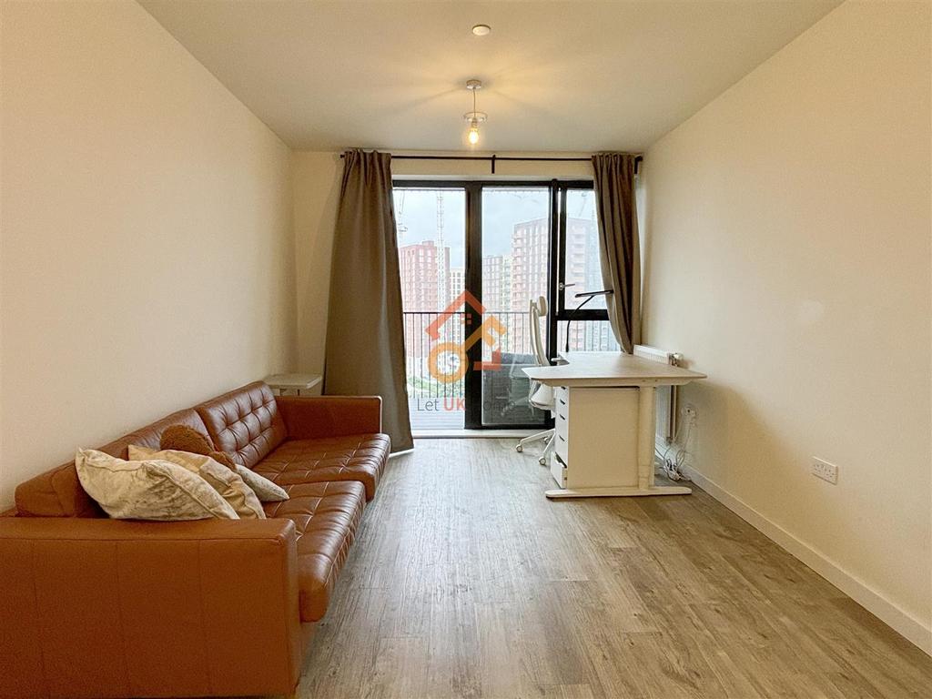 Apartment in London - View 3
