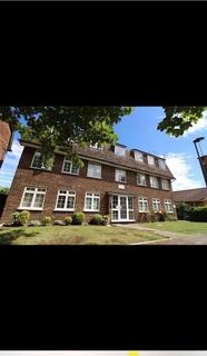 2 bedroom apartment to rent, The Ridgeway, Enfield, EN2