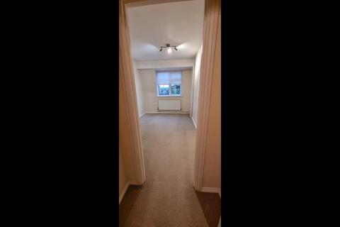 2 bedroom apartment to rent, The Ridgeway, Enfield, EN2
