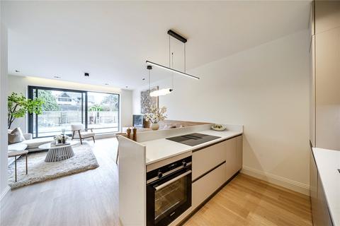 3 bedroom apartment for sale, Creswick Road, London