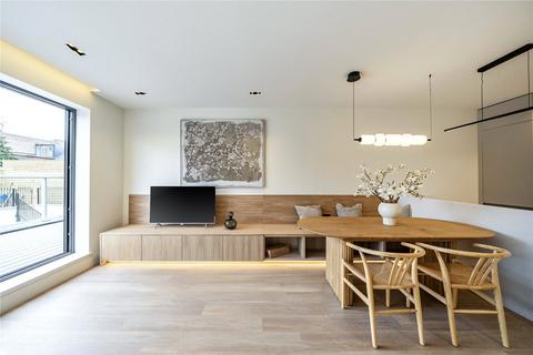 3 bedroom apartment for sale, Creswick Road, London