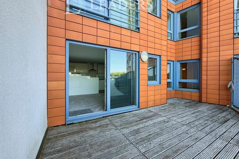 2 bedroom apartment for sale, Gunwharf Quays, Portsmouth, Hampshire