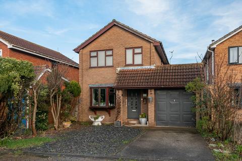3 bedroom detached house for sale, Berkeley Drive, Hull HU12