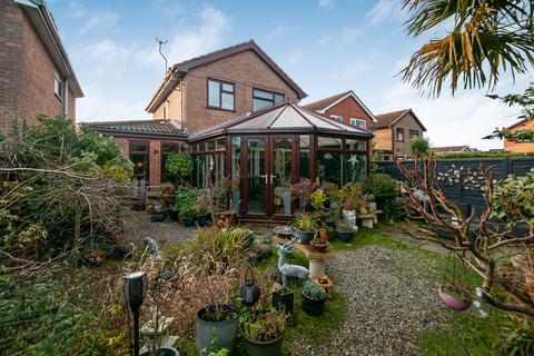 3 bedroom detached house for sale, Berkeley Drive, Hull HU12